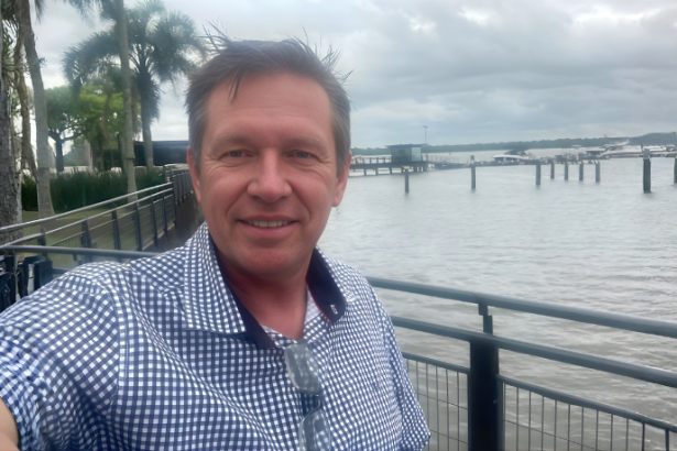 Altevir Seidel explica como práticas sustentáveis no transporte podem reduzir a pegada de carbono nas estradas.