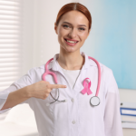 Como mostra Vinicius Tadeu Sattin Rodrigues, hábitos saudáveis têm impacto direto na saúde das mamas e na prevenção ao longo da vida.